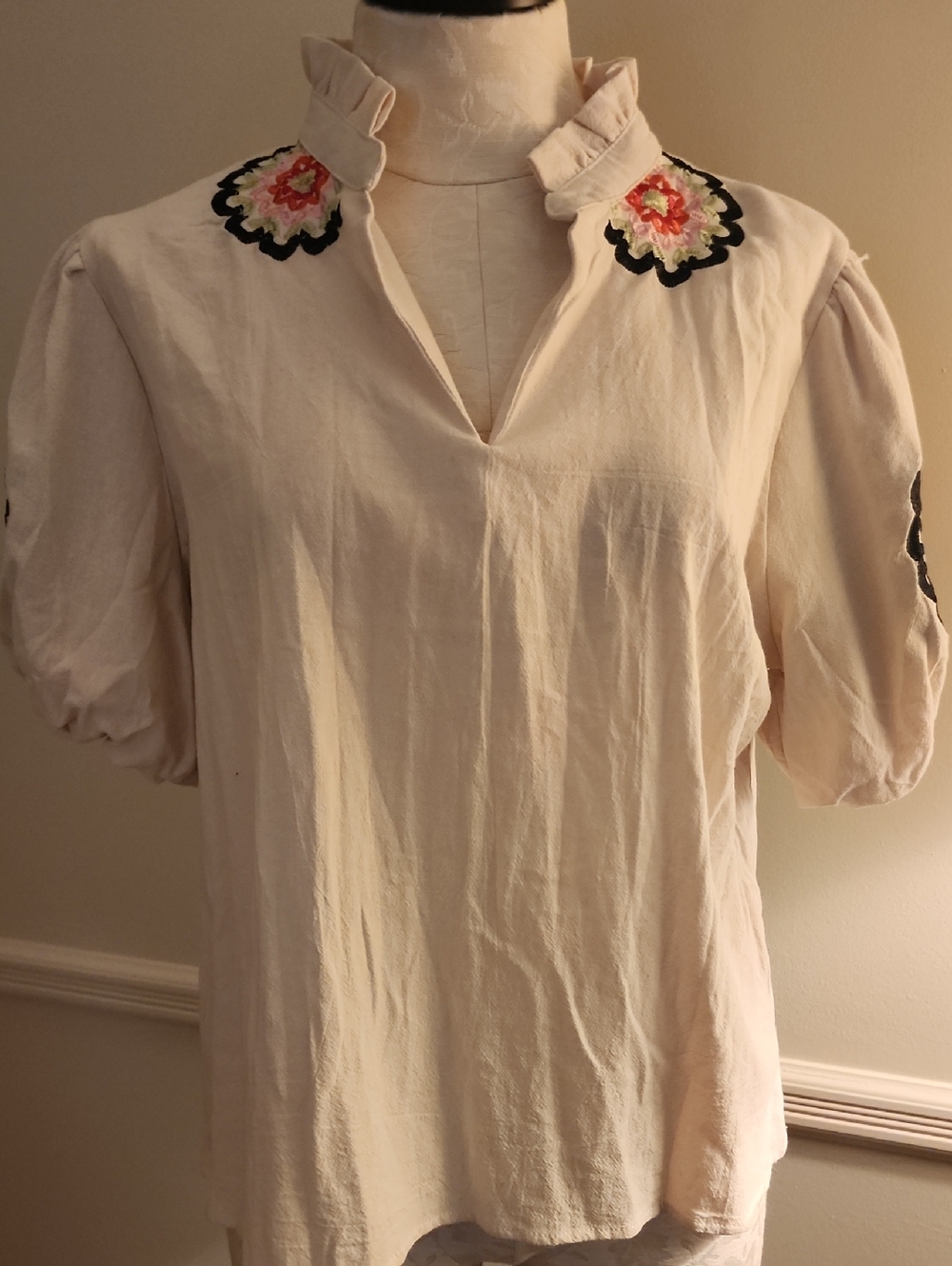 Embroidered Sleeve Top XL